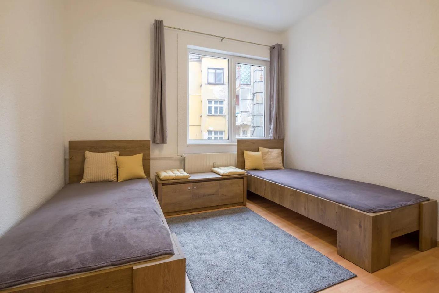 Stay And Play - Foosball And Comfort Sofia Exterior photo